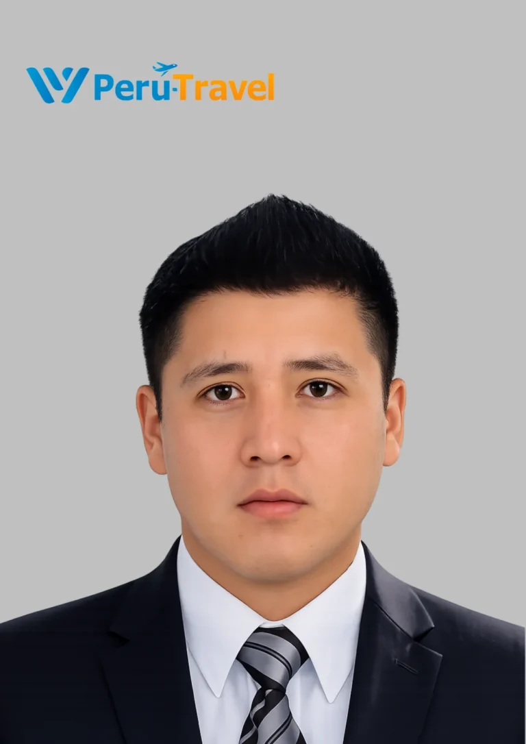 Jhonatan Calla – Machu Picchu tour guide